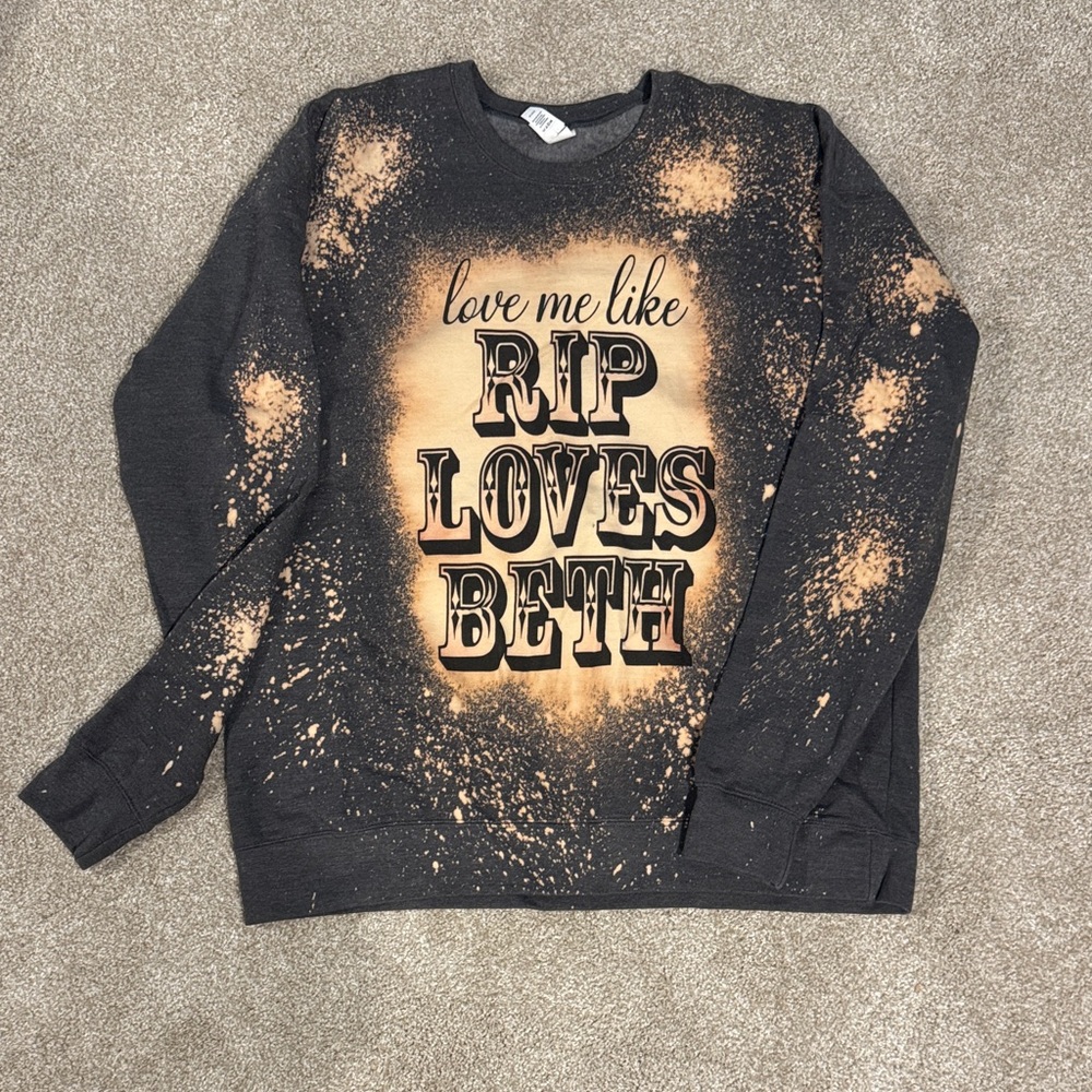🆕 Charcoal Gray Yellowstone Crewneck